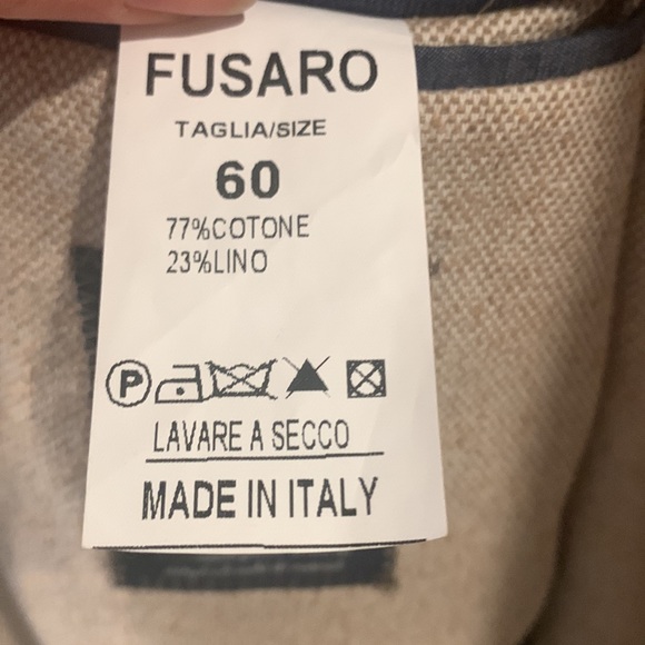 Mens cotton/linen sport coat. Size 60. Beige. Made and purchased in Italy. - Picture 5 of 5